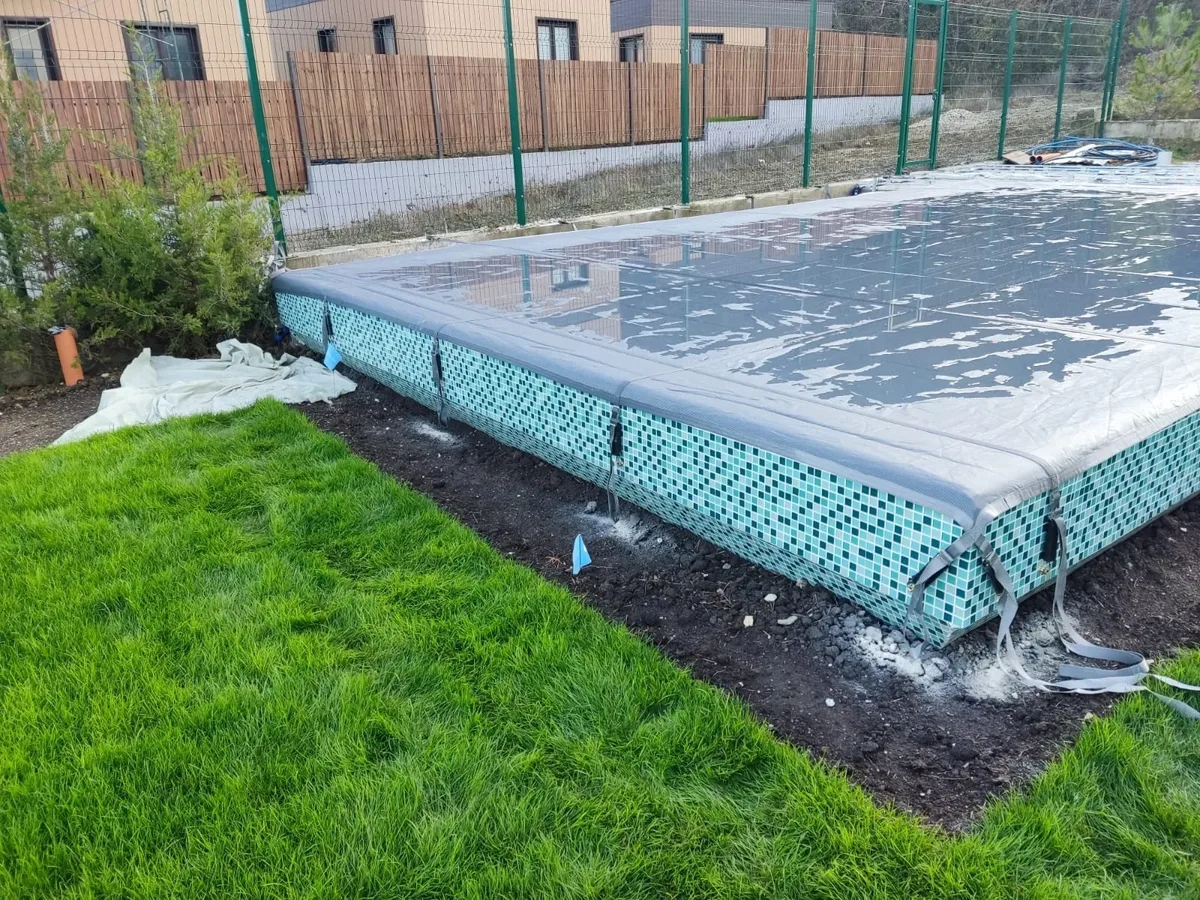 Батутное покрывало на бассейне в Смоленске